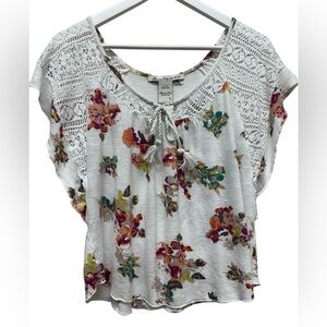 American Rag  Woman’s White Floral Crochet Blouse Sz L Short Sleeve Top Cropped